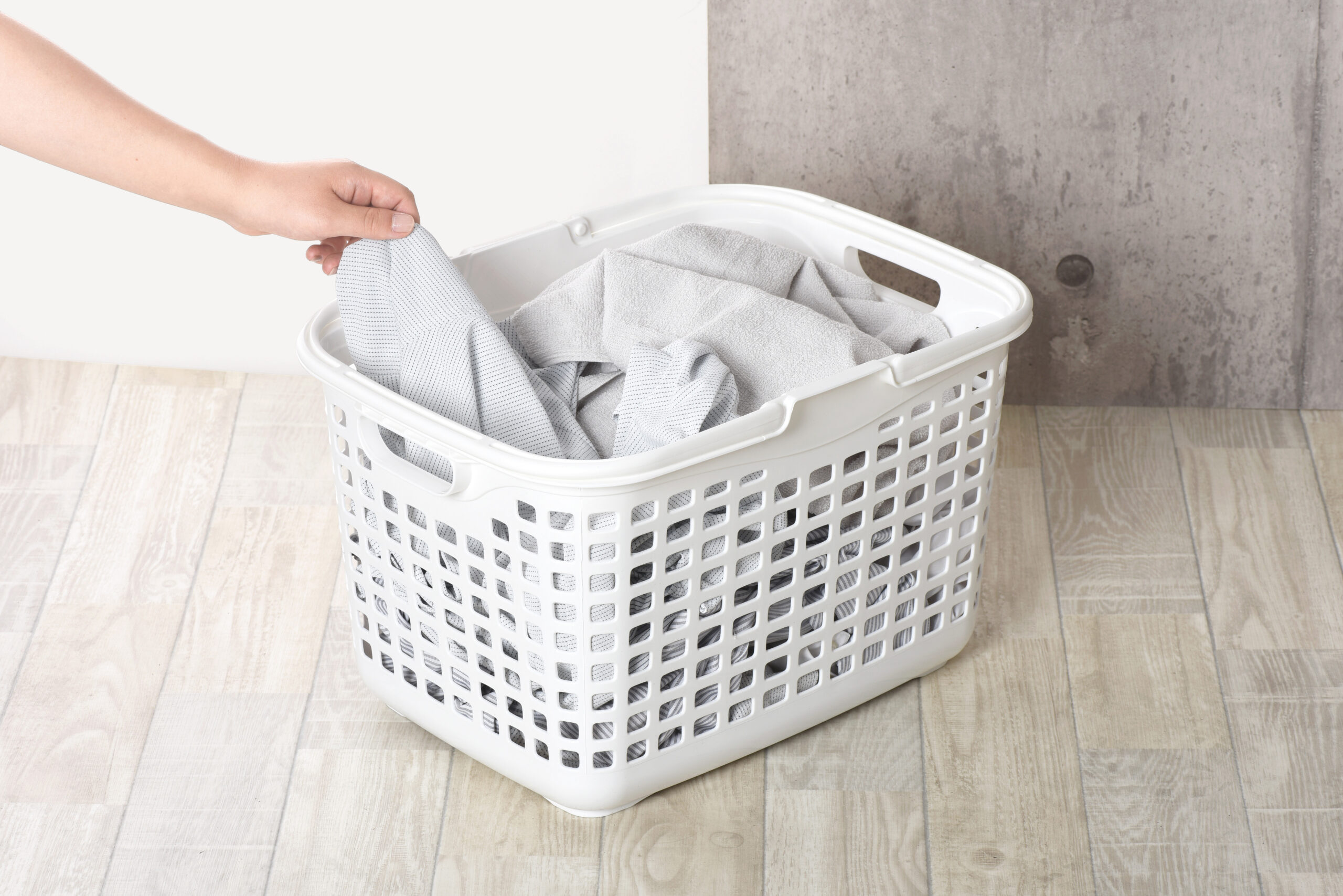 ウィングバスケット M | 株式会社ヒマラヤ化学工業所